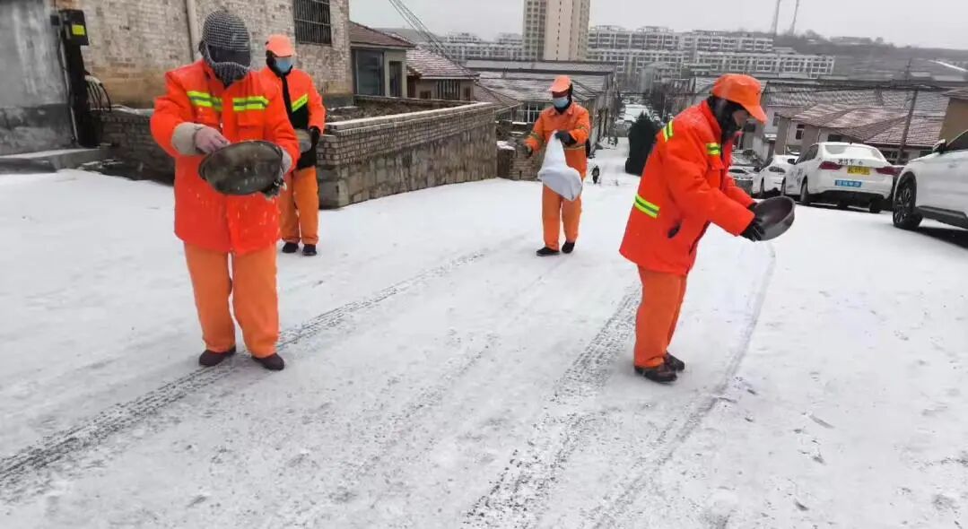 風雪同心:山西陵川鴻灌除雪進行時(圖5)