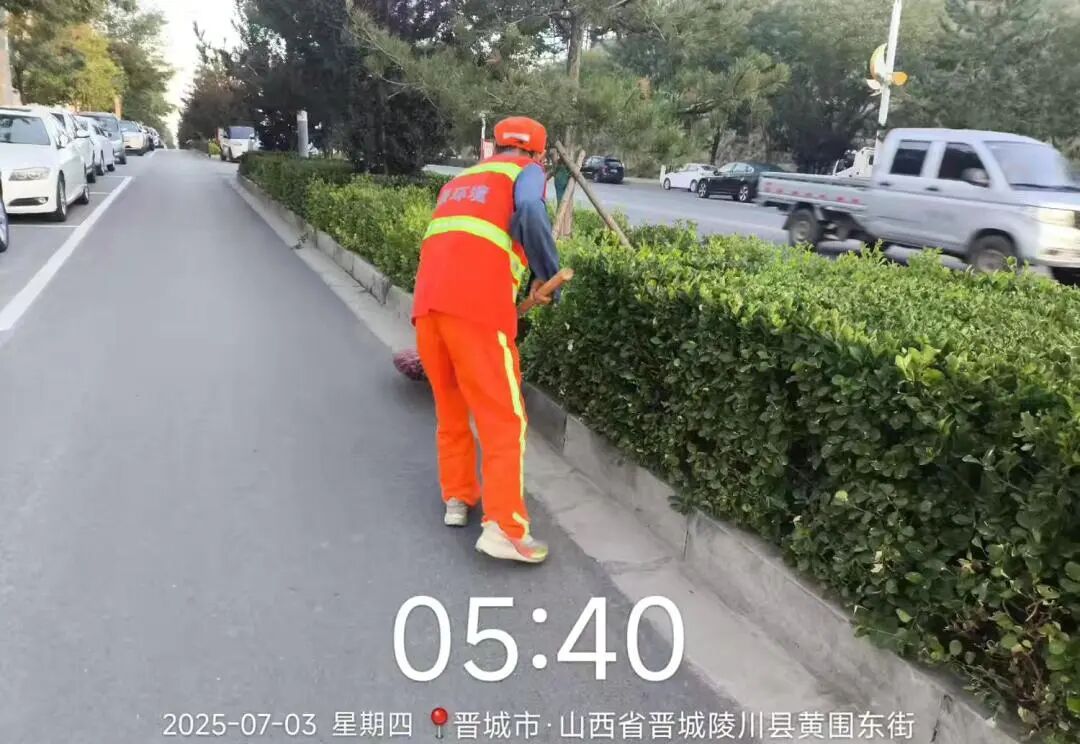 致敬城市美容師——鴻灌陵川環衛工作者 的日常(圖8)